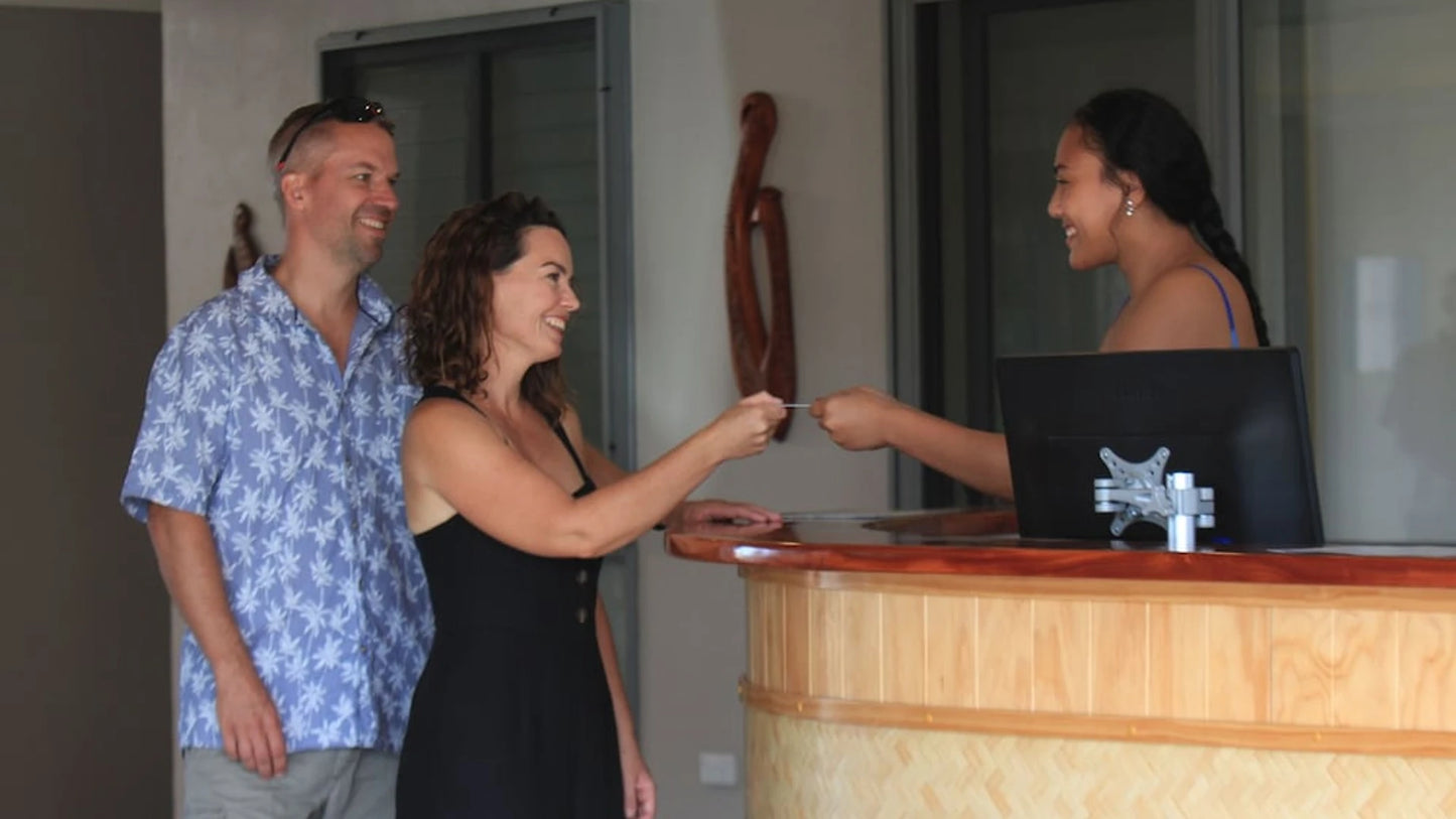 Moana Sands Lagoon Resort - Adults Only