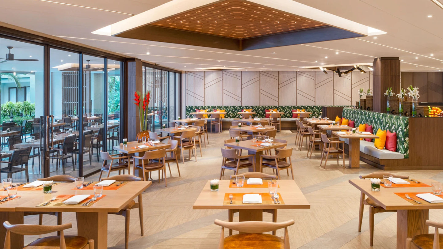 Le Meridien Khao Lak Resort & Spa