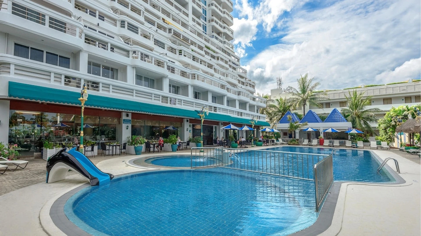 Andaman Beach Suites Hotel Patong