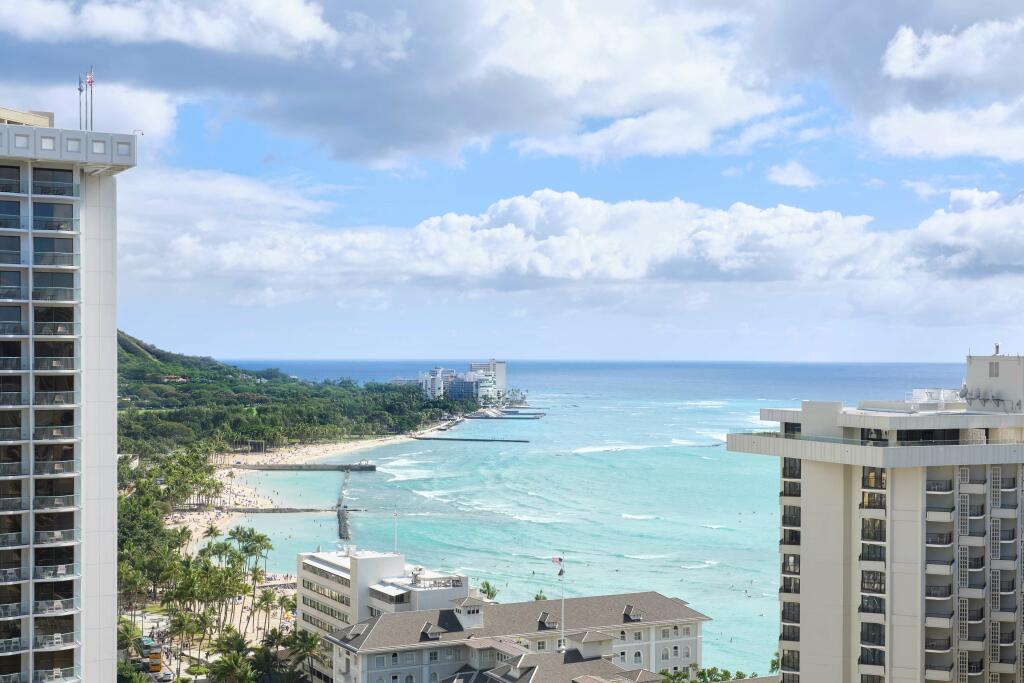 Outrigger Waikiki Beachcomber Hotel
